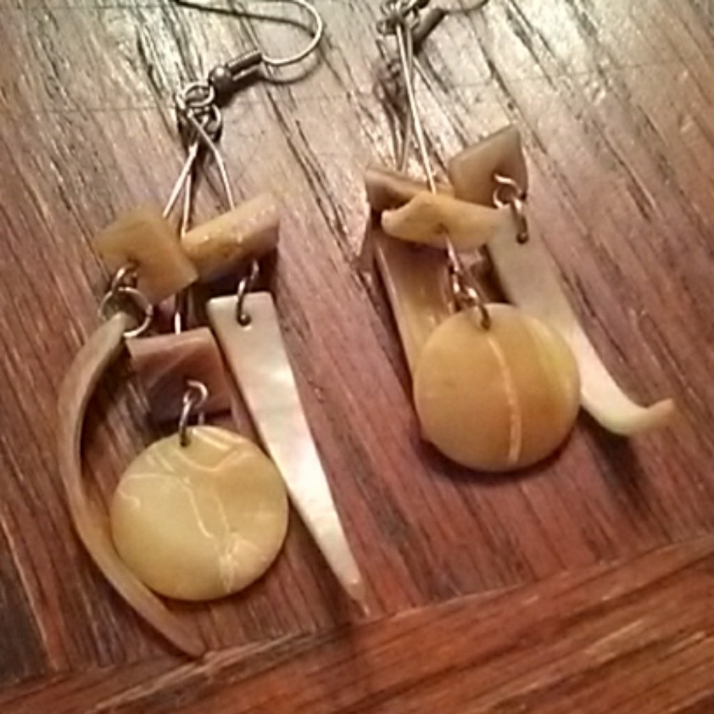 Shell earrings